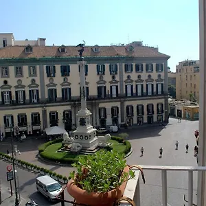 Relais Piazza Dei Martiri Naples