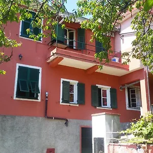 bb-rifugio-uscio.hotelitalianriviera.com/